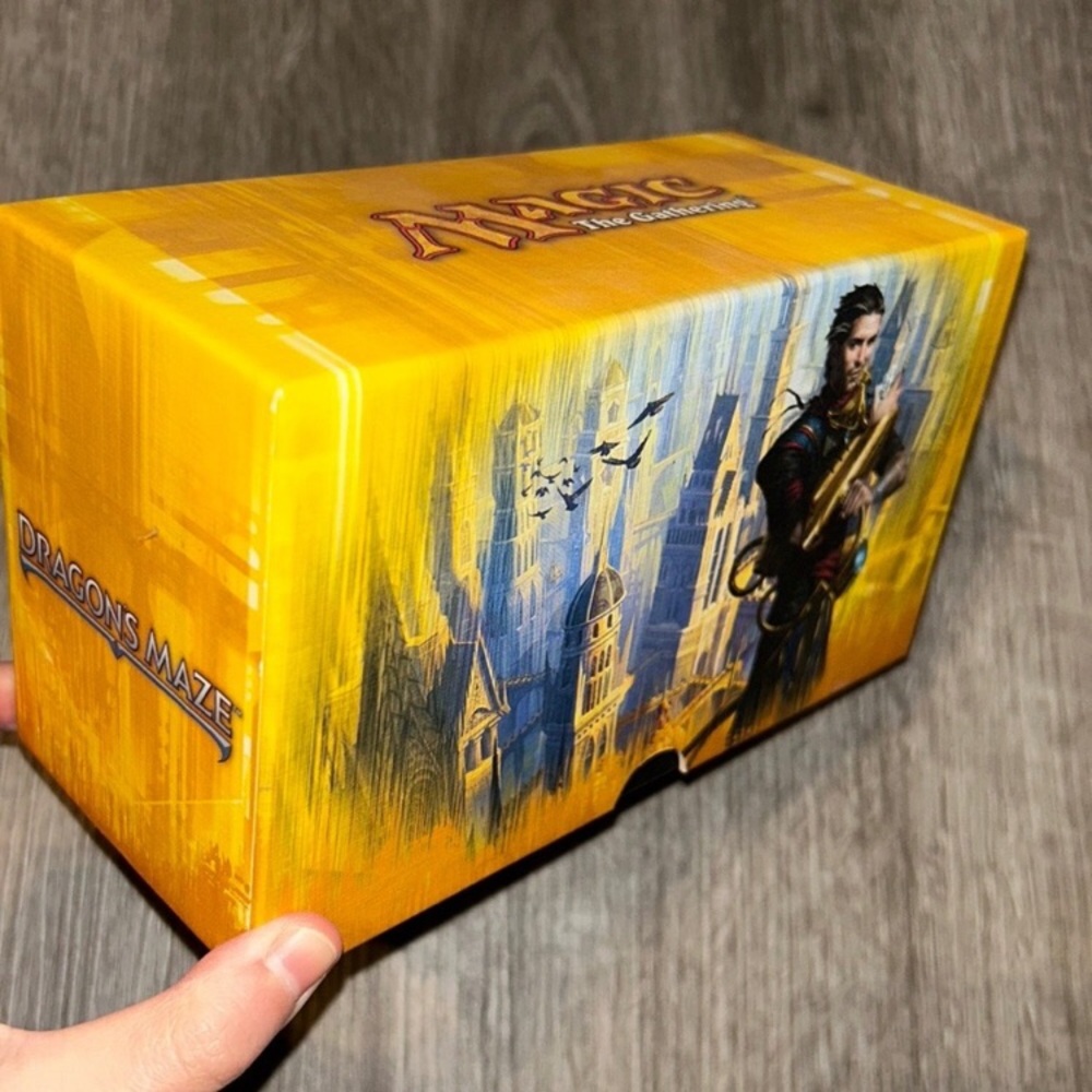 Magic the gathering collection box